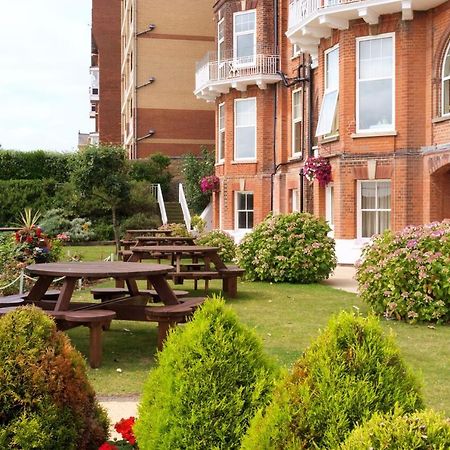 Hotel Victoria Lowestoft Buitenkant foto
