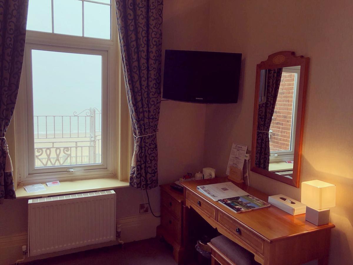 Hotel Victoria Lowestoft Buitenkant foto